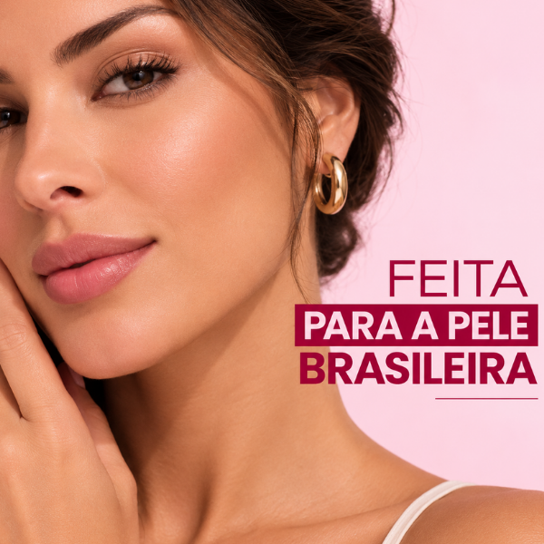 Mulher com pele uniforme usando Loréal Protetor Solar FPS70 Facial