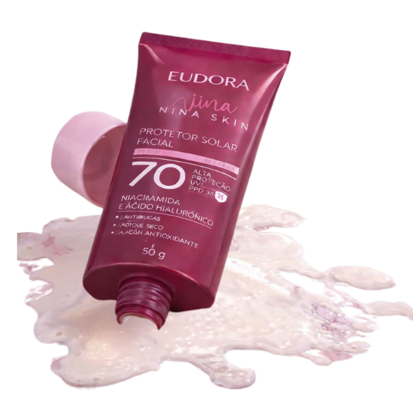 Niina Skin Protetor Solar Facial FPS70 Eudora com textura do produto