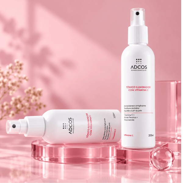 Tônico Facial ADCOS com Vitamina C em composição de skincare